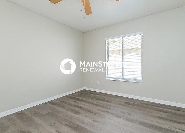 14043 Cooper Rd — Photo 10
