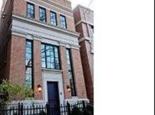 1021 W Lill Ave, Chicago, IL 60614
