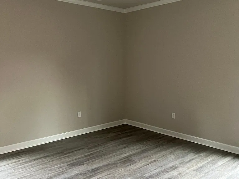 1311 Hazel Ave — Photo 5