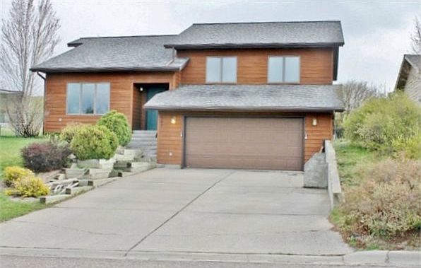 1st image of 507 22nd Ave W