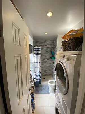 Rented by Owner | media 50