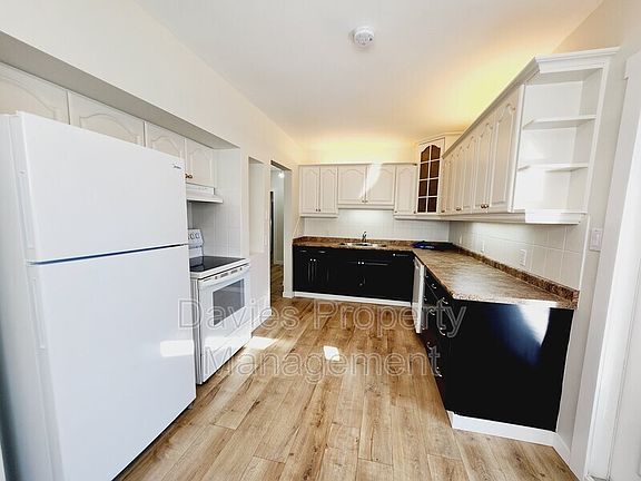 2nd image of 12925 117th St NW