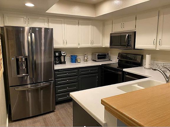 4th image of 3930 Centre St APT 201