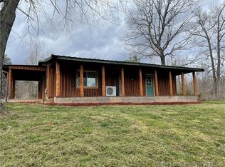 3876 S Hickory Grove Rd, Pekin, IN 47165