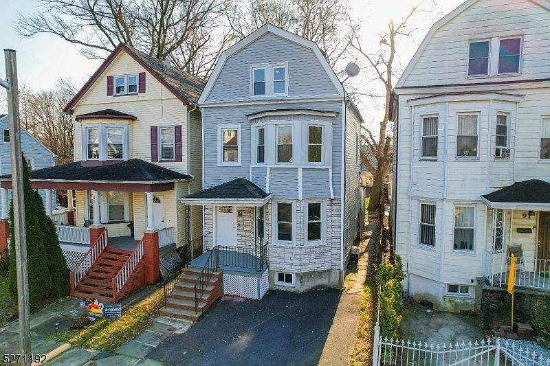 1st image of 89 Norman St