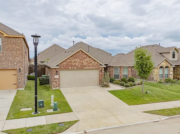 2117 Lake Hawthorne Trl, Little Elm, TX 75068
