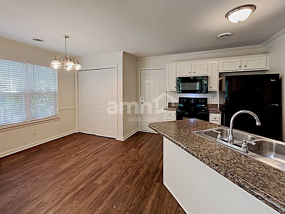 3rd image of 3123 Bilbrey Dr