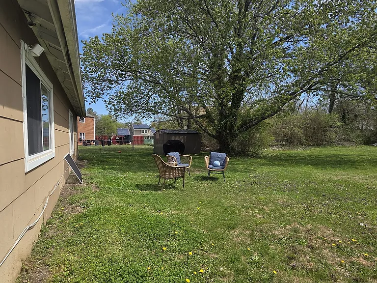 4 Price Ln — Photo 12