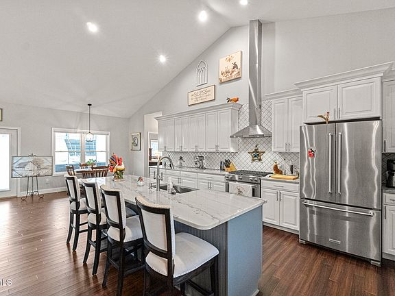 4th image of 2905 Sunnyside Rd