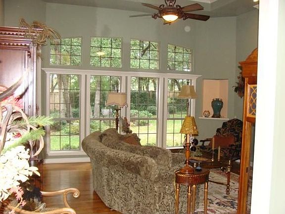 4th image of 1309 Arboledas Ln
