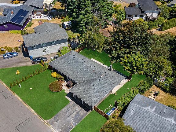 3rd image of 23014 20th Ave S