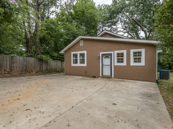 573 Emma Rd, Asheville, NC 28806