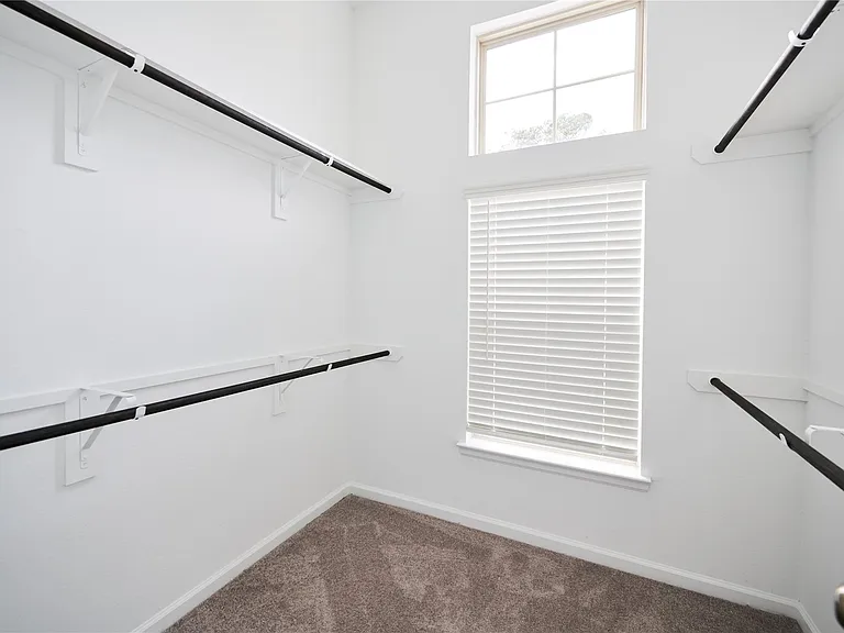 665 Royal Arch Dr — Photo 22
