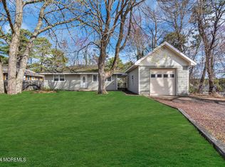 1517 Monmouth Ave, Toms River, NJ 08757