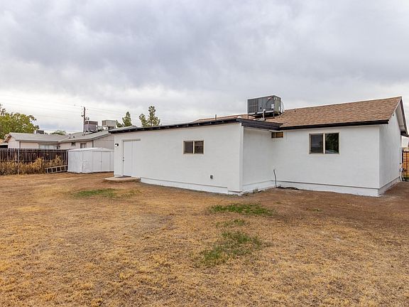 4th image of 7922 W Minnezona Ave