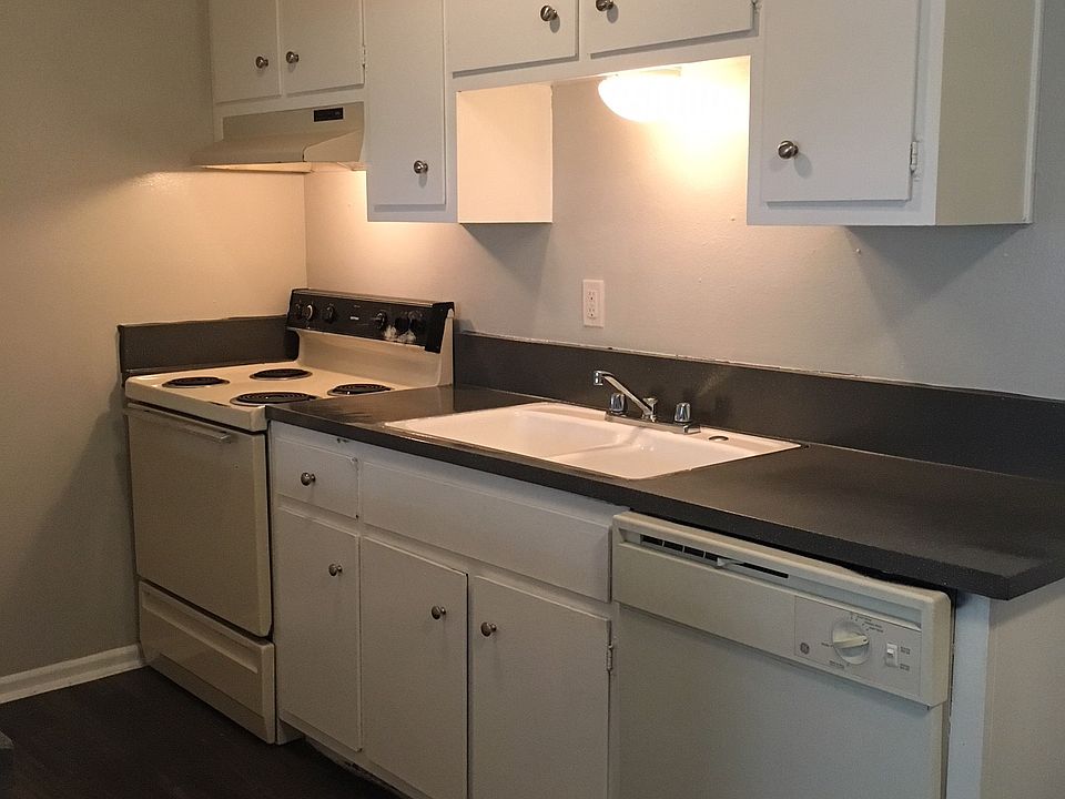 1st image of 11726 West Ave APT C1