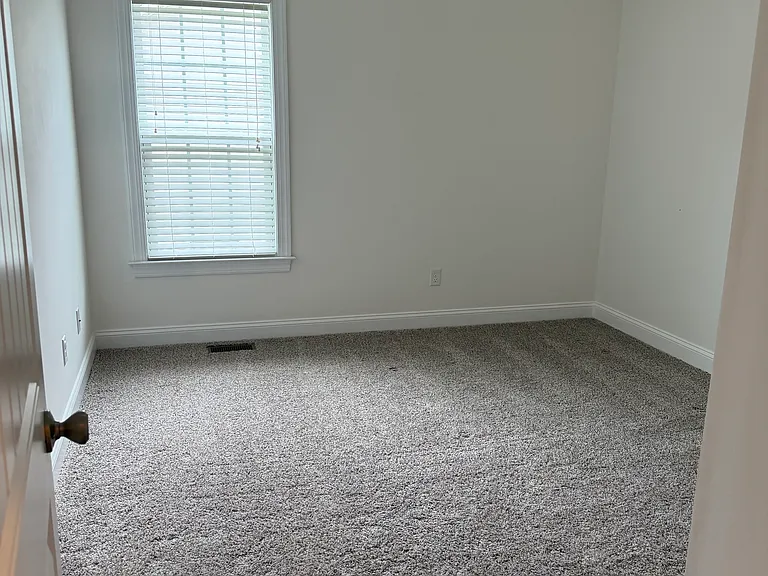 408 Tasha Terrace Ct — Photo 35
