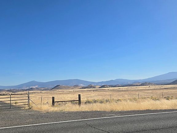 3rd image of 25105 Old Highway 99