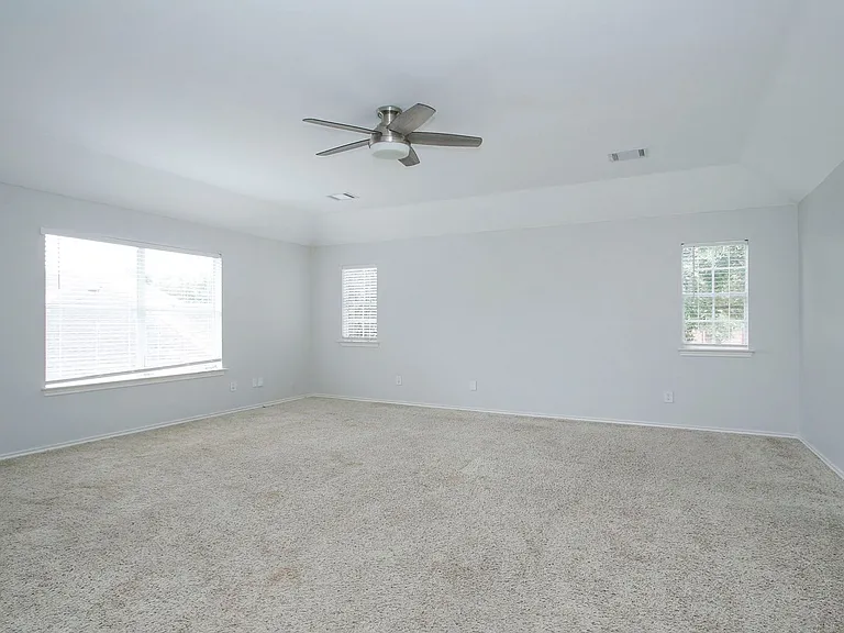 10314 Cliff Haven Ct — Photo 33