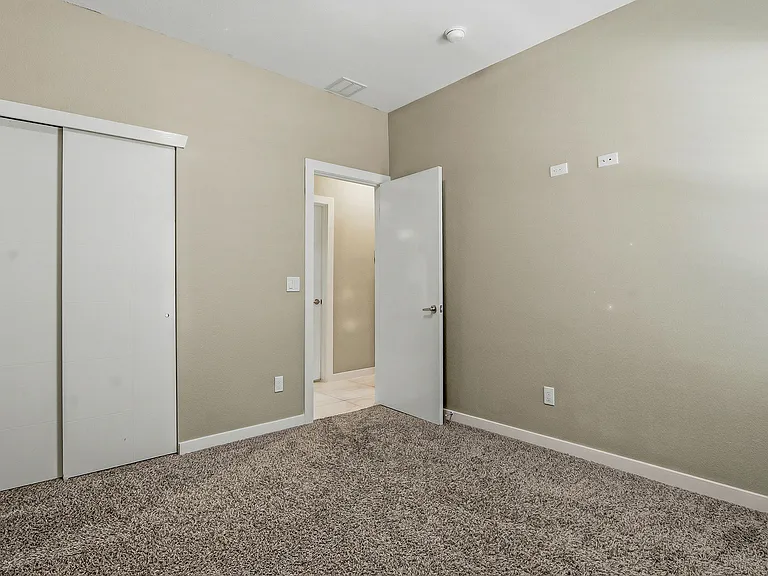 125 Via Rojas Dr — Photo 21