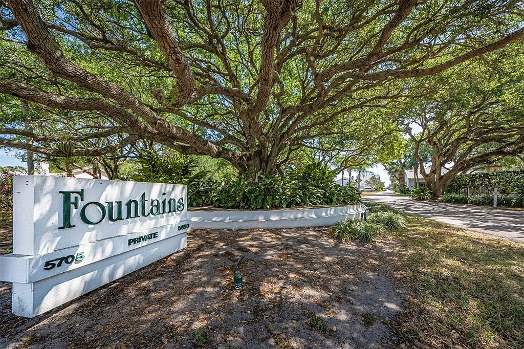 Building Photo - 5810 Highway A1A #2B
