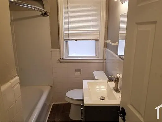 2 bed, 1000 sqft, $1,400 — Photo 3