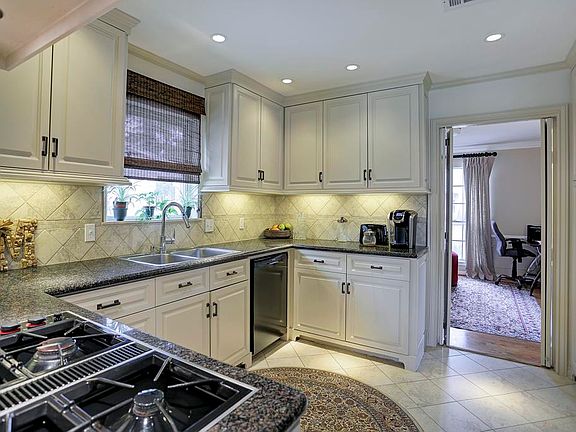5th image of 10015 Bordley Dr