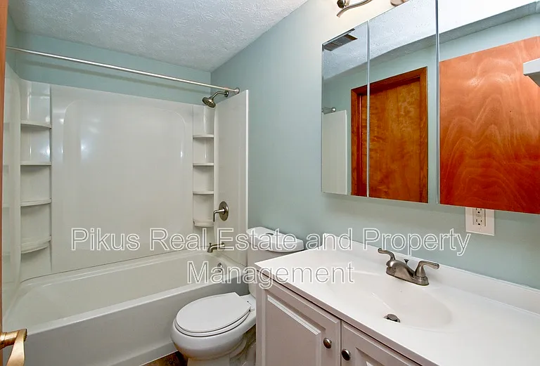 6111 Island Dr NW — Photo 9