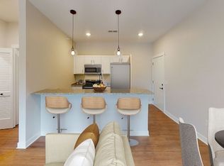 REO Gateway Apartments, Lansing, MI 48910