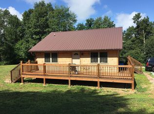 64 Thomas Rd, Scaly Mountain, NC 28775