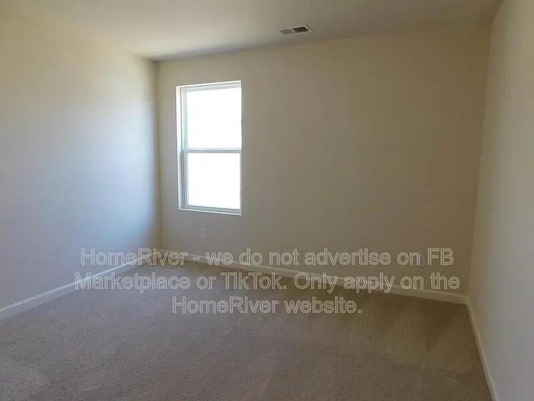 3658 Oakleaf Pass — Photo 14