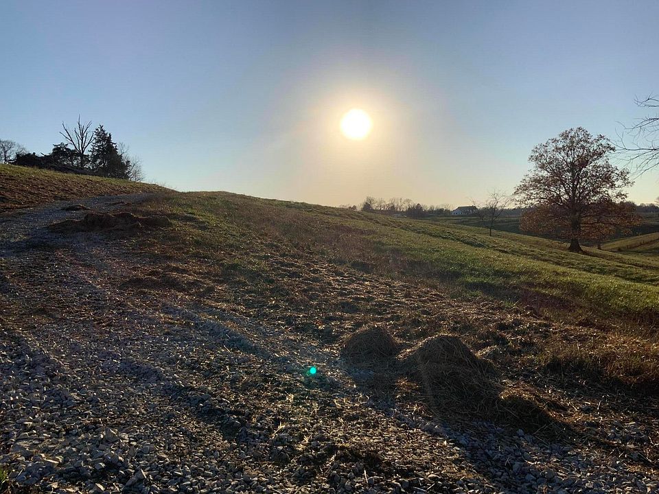 1st image of 1951 Mill Creek Pike