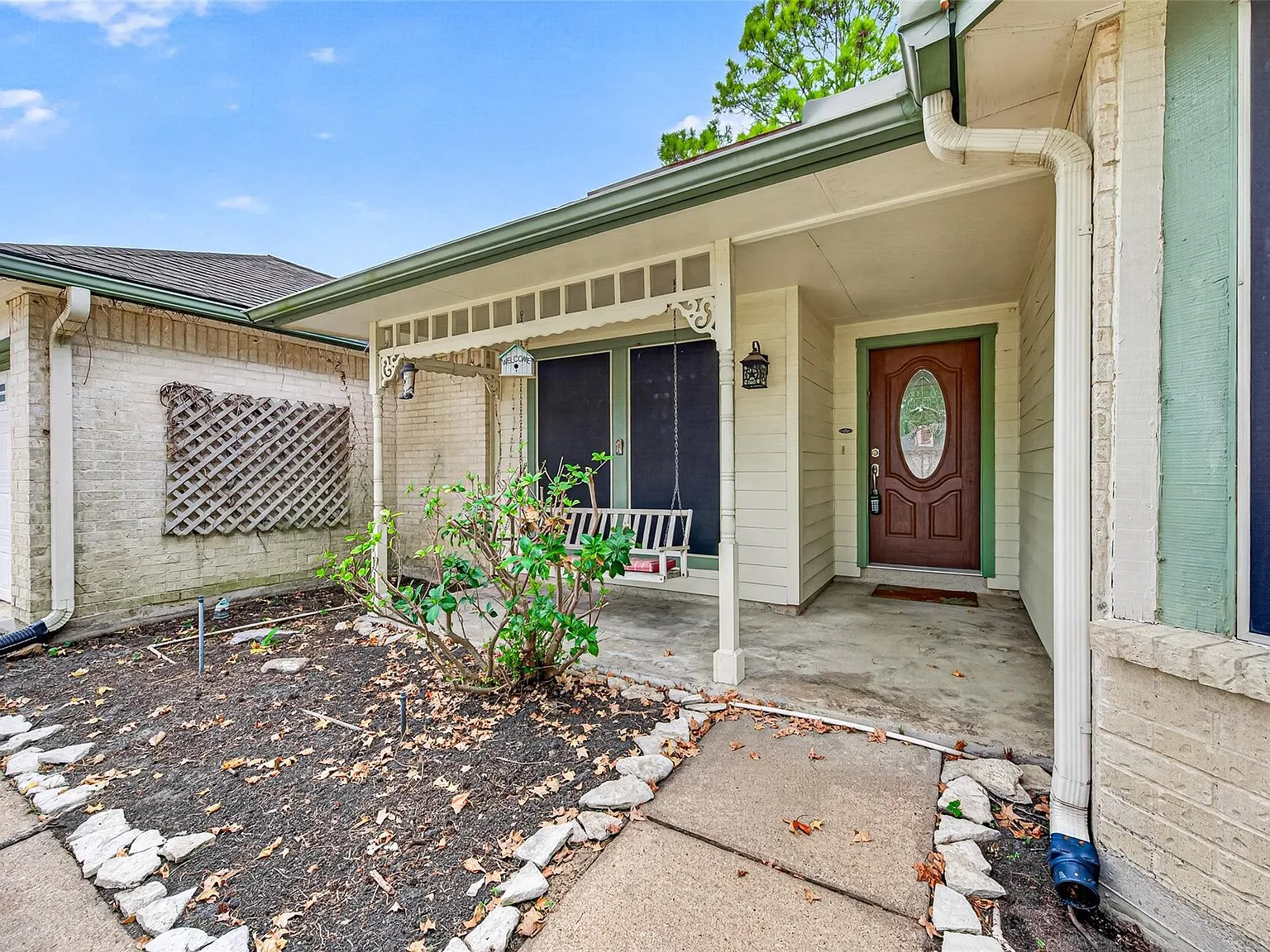 3 bed, 2.0 bath, 1469 sqft, $1,850 — Photo 4