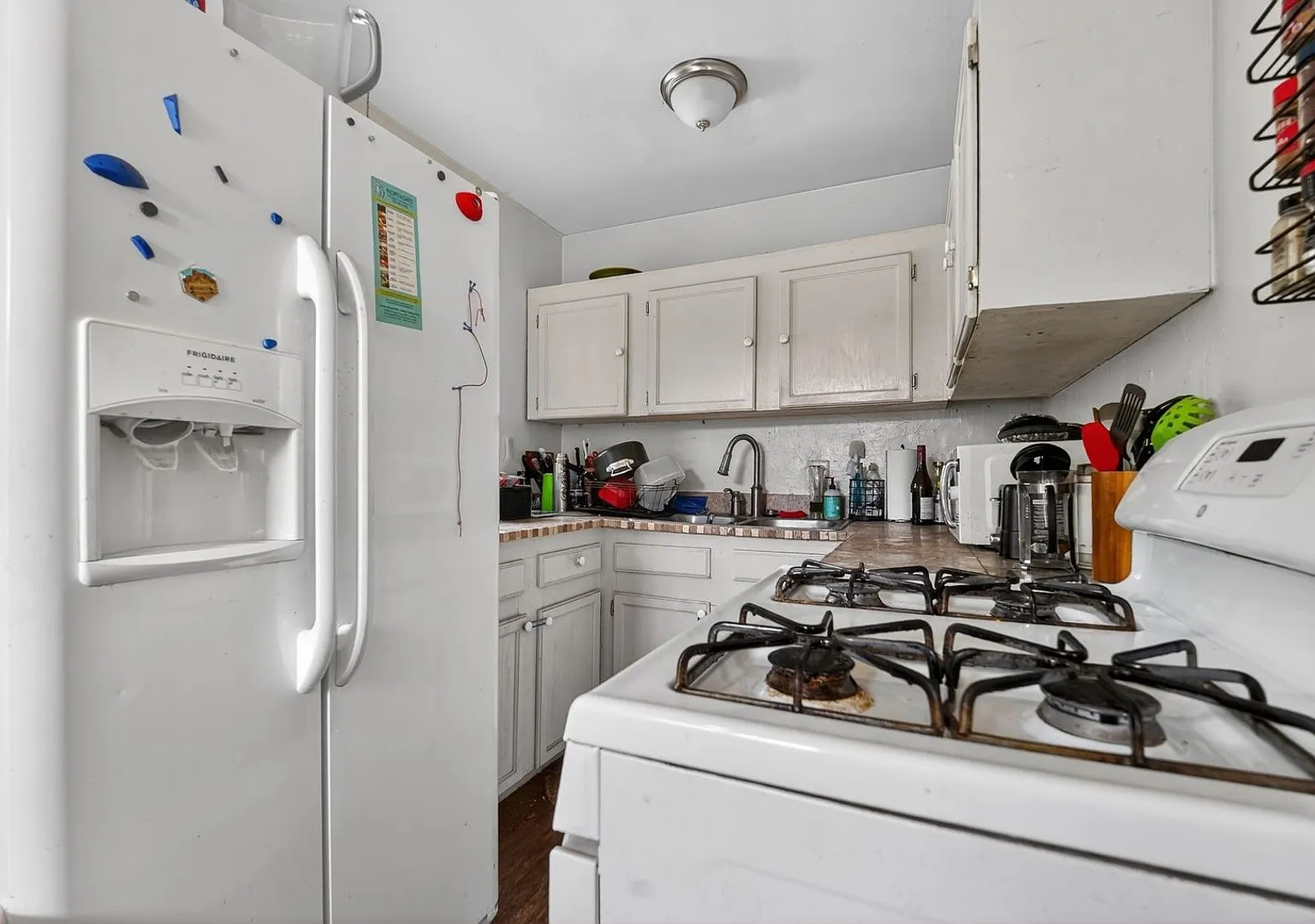 Charming 2BR House in Denver — Photo 3