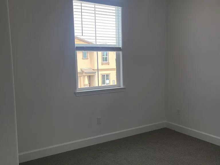 2064 Shale St — Photo 21