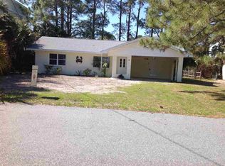 38 Blue Crab Ln, Panacea, FL 32346