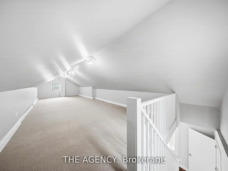 75 Robinson Rd #B — Photo 6