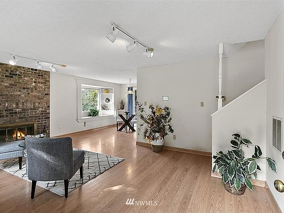 2nd image of 20427 147th Ave SE