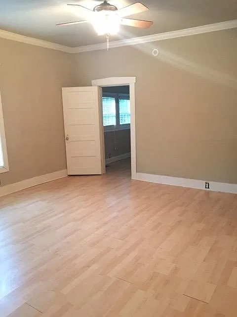 306 W Limestone Street — Photo 3