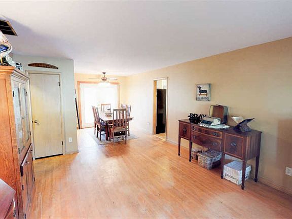 5th image of 303 E English St