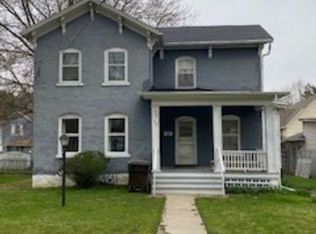 522 W Clark St, Freeport, IL 61032