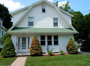 130 Clifford St, Hamden, CT 06517