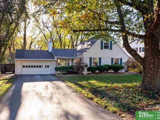 8507 Broadmoor Dr Omaha Ne 68114 Zillow