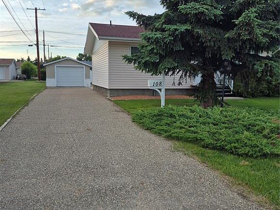 2nd image of 108 Downey STREET