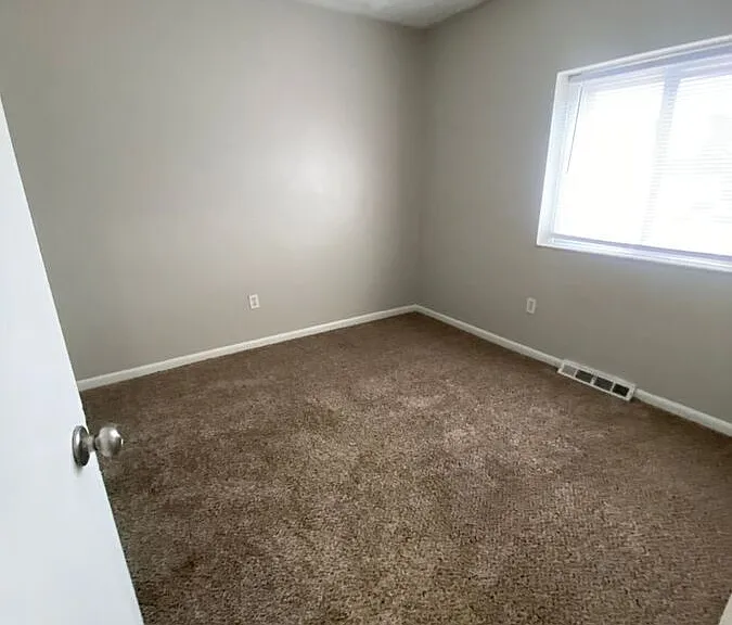 1492 Indianola Ave #7 — Photo 18