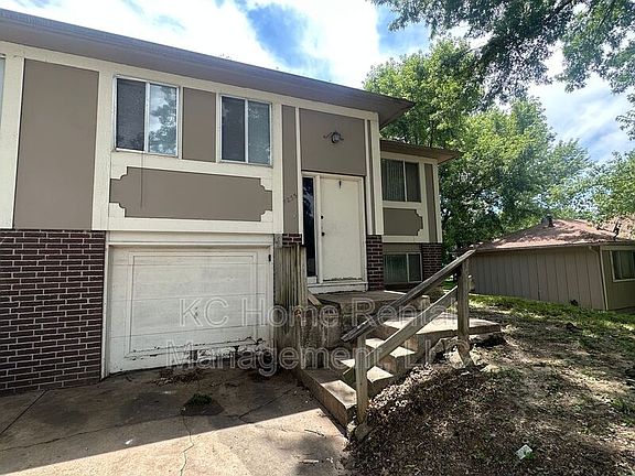 2nd image of 7235 Gilmore Ave