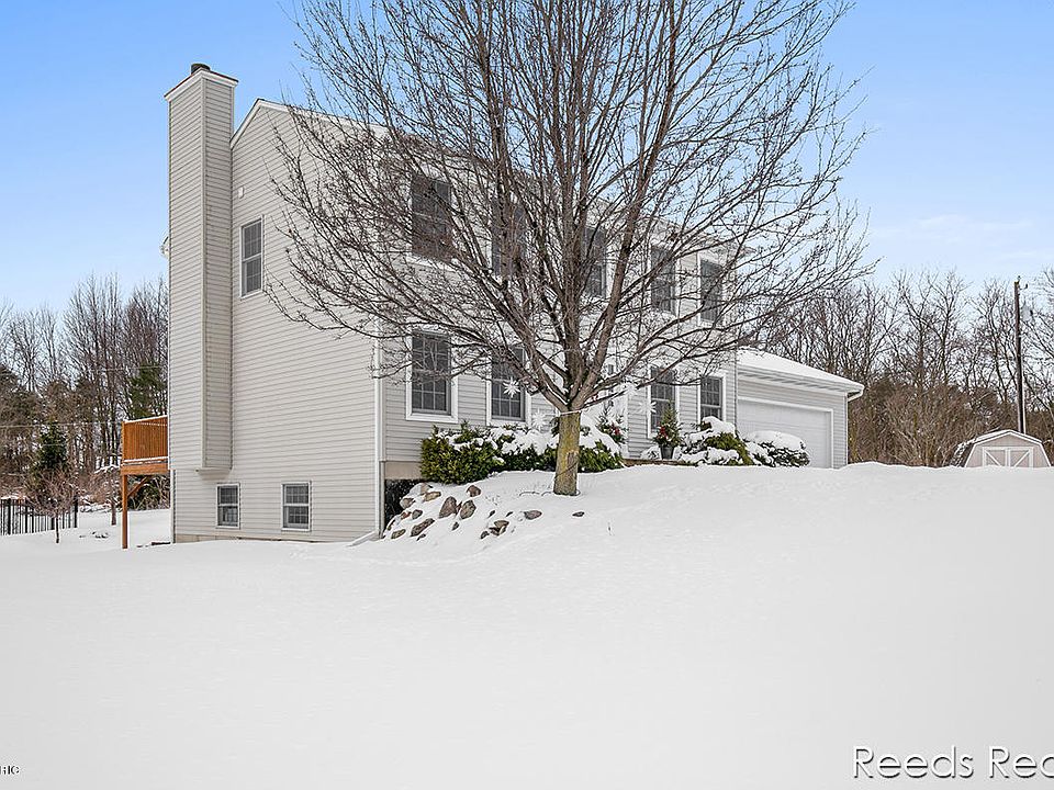 1st image of 9335 Byks Ln SE