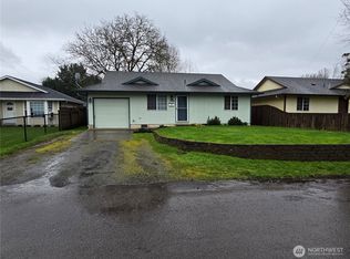 1106 S 11th Avenue, Kelso, WA