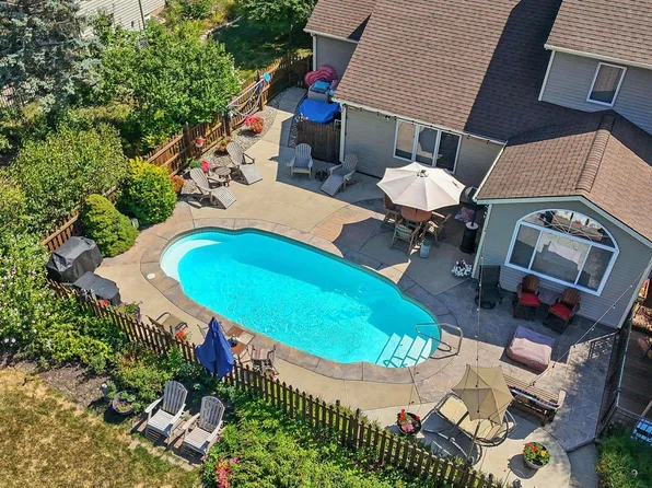 8213 Becketts Ridge Ln, Fort Wayne, IN 46825