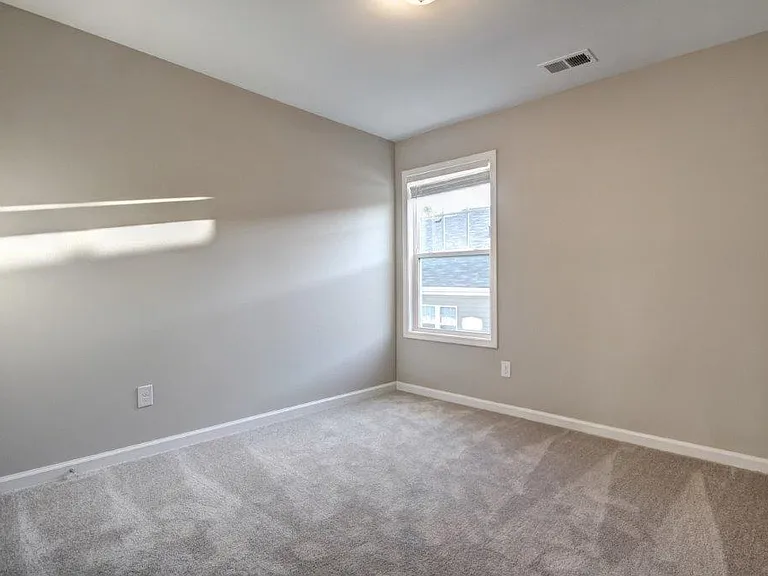 521 Coral St — Photo 23